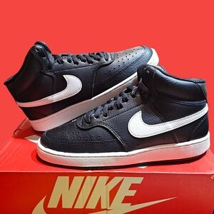🚺 8 US — Nike Court Vision Mid 2023 [BLACK/WHITE] CD5436–001